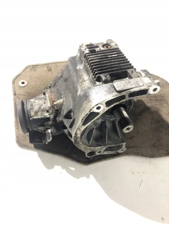 VW Transporter T5 Getriebereduzierer OEM 02H409053 image 4
