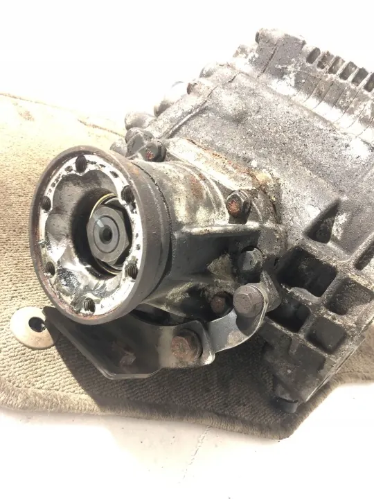 VW Transporter T5 Getriebereduzierer OEM 02H409053 image 6