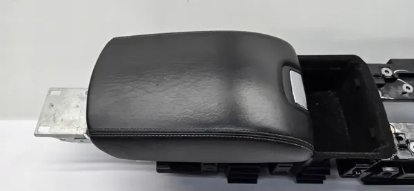 Accoudoir central OEM 6W83-045H38-A pour Jaguar XK X150 image 3