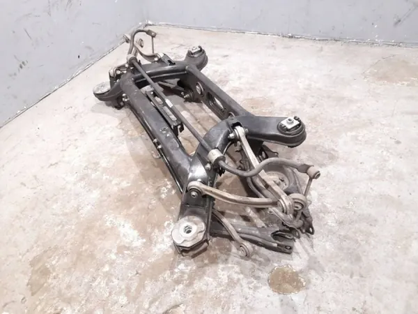 Mercedes Hinterachsträger A2043500141 für W204/W212 image 6