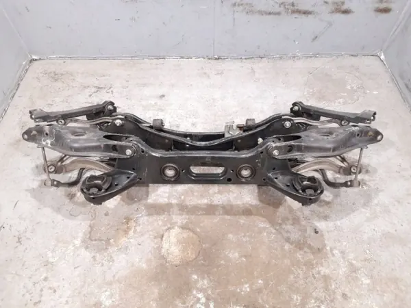 Mercedes Hinterachsträger A2043500141 für W204/W212 image 8