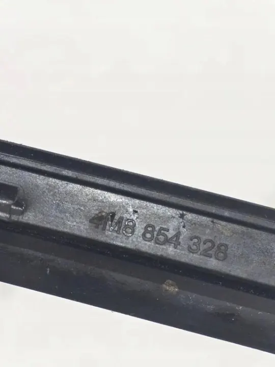 Rechte Windschutzscheibenleiste OEM 4M8854328 Audi Q8 image 4