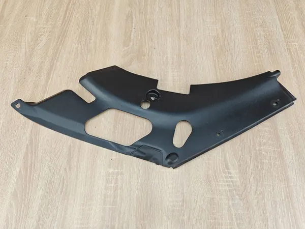 Couvercle de joint de phare gauche BMW G26 G22 G23 9883647 image 1