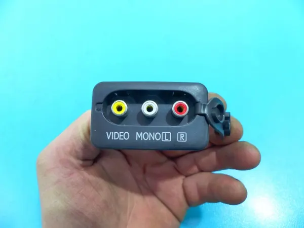 Video-aansluitadapter Lexus LS IV 06-12 OEM 86191-50050 image 3