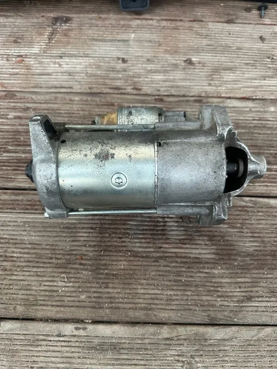 Motor de arranque Volvo V60 S60 V40 S90 II 2017-2021 31419530 image 2