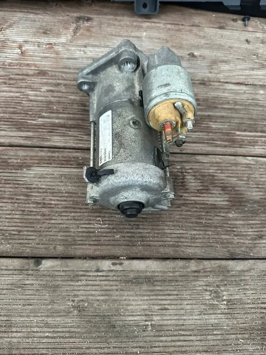 Motor de arranque Volvo V60 S60 V40 S90 II 2017-2021 31419530 image 3