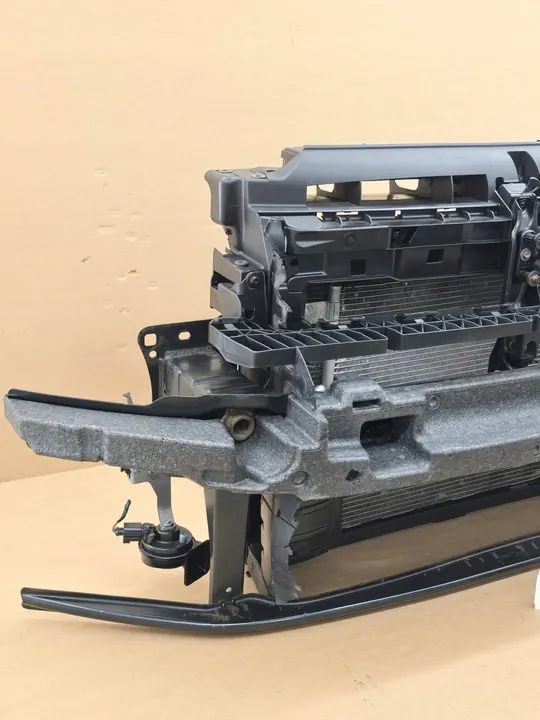 Refuerzo Frontal VW Touran 2015- image 2