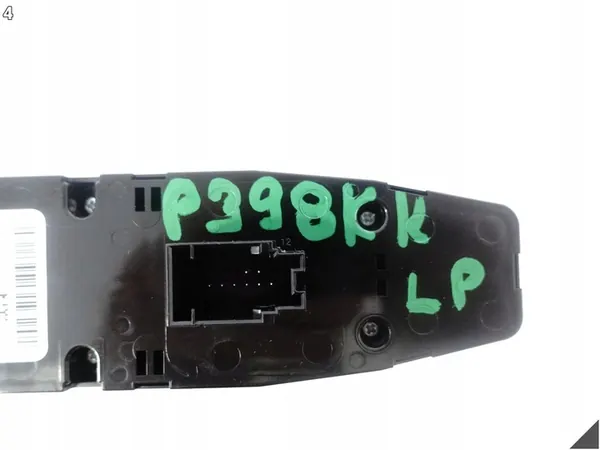 BMW G20 G30 G31 F90 G32 G01 F97 G02 Linker Fenster-Schalter image 5