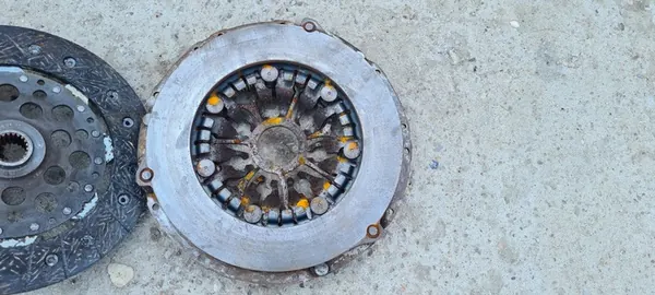 Kaksoismassakytkin Primastar Espace Trafic 2.5 dci image 2