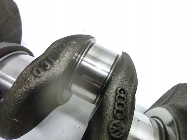 OEM 03L CAY 8X4 Kampiakseli 1.6TDI Moottorille image 8