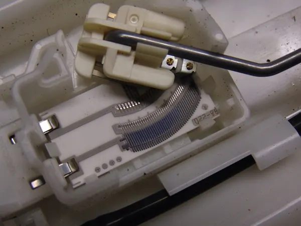 Brandstofpomp Toyota Yaris II 1.0 Benzine Europa image 4