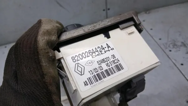Radio Renault OEM VOLVOMAR-140454- pour Laguna II image 5
