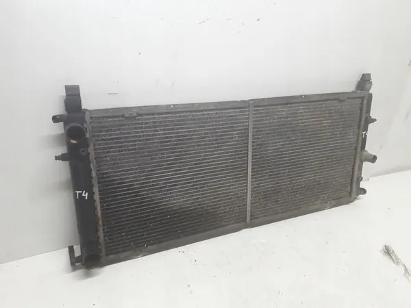 Radiador de agua VW Transporter T4 1.9 D 701121253B image 4