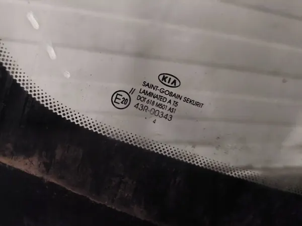 Para-brisas dianteiro aquecido OEM 96000-3K000 com sensor Kia Ceed II image 3