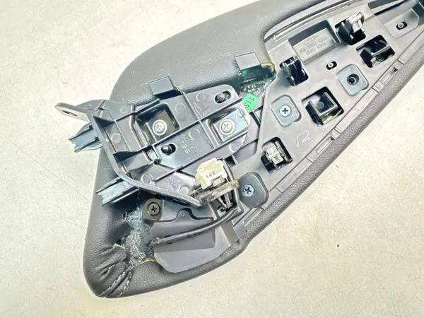 Nissan Qashqai II J11 2019 cobertura lateral túnel 969RJ4EH0A image 4