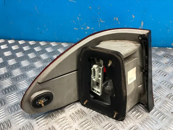 Rechter achterlicht MERCEDES-BENZ E (W211) A2118201264 image 4