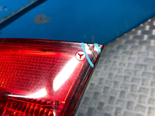 Rechter achterlicht MERCEDES-BENZ E (W211) A2118201264 image 5