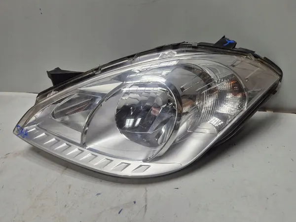 MERCEDES A W169 Linker Voorkant Beschadigde Lamp A1698205761 image 3