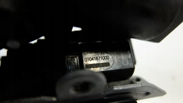 Serrure de coffre FORD PUMA MK2 OEM image 10