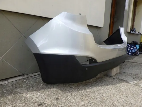 HYUNDAI IX35 IX-35 10- Parachoques Trasero image 2