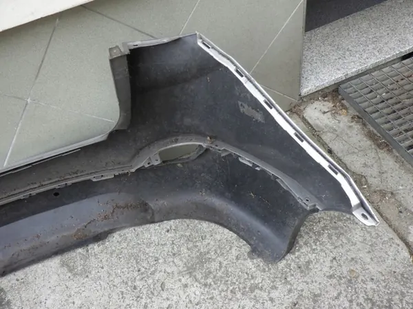 HYUNDAI IX35 IX-35 10- Parachoques Trasero image 5