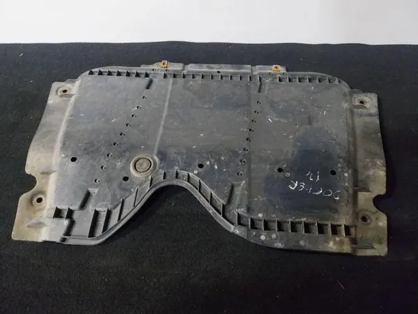 Moottorin suojus DACIA DOKKER 1.6L bensiini 2014 image 2