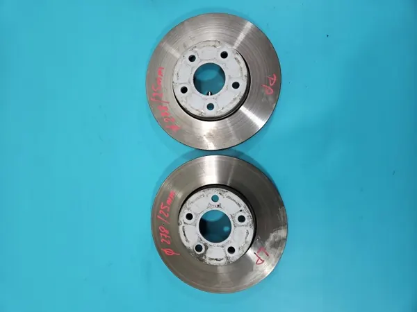 Begagnade fram bromsskivor OEM IMPRK1427709 Ford Focus MK2 image 2
