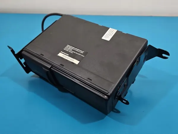 Changer CD Audi OEM 8L0035113D pour A3 8L image 2