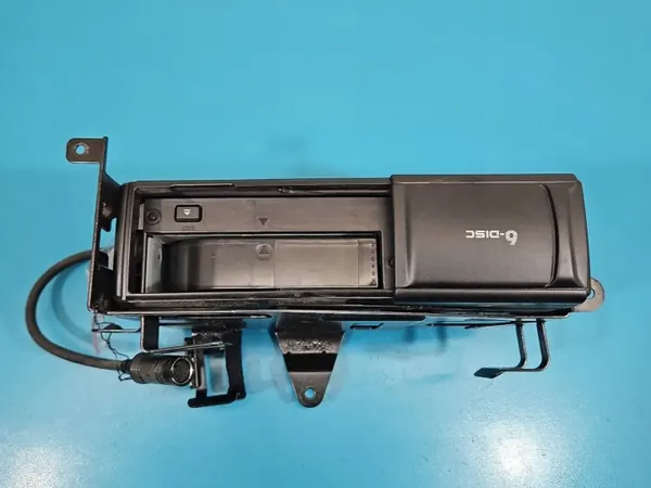 Changer CD Audi OEM 8L0035113D pour A3 8L image 3