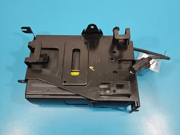 Changer CD Audi OEM 8L0035113D pour A3 8L image 8