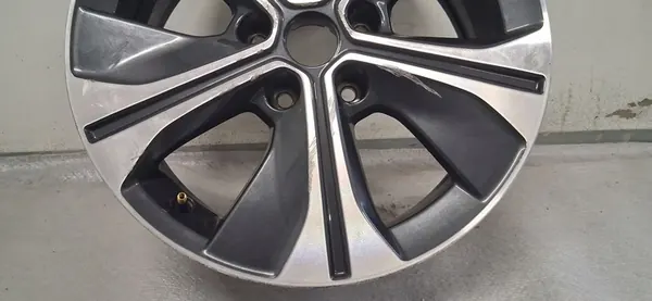 Roda de alumínio Nissan 6.5" x 17" 5x114.3 ET 45 image 4