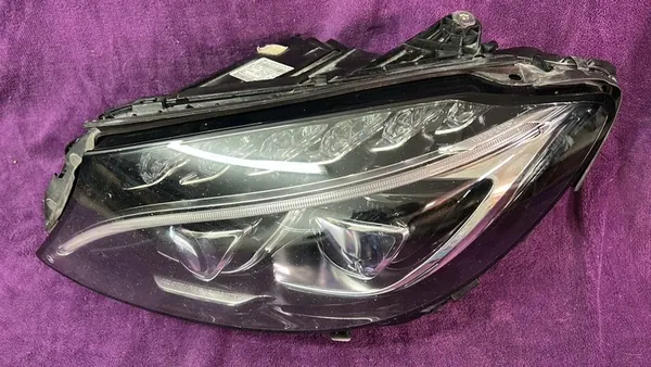 Linker Koplamp Mercedes C-Klasse W205 Full A2059069301 image 2