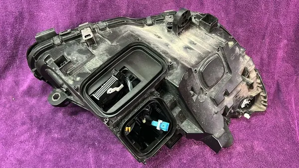 Linker Koplamp Mercedes C-Klasse W205 Full A2059069301 image 9