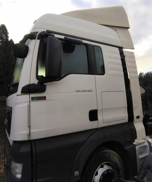 Cabina MAN TGX 26.460 Euro 6 usada - MAN OE image 4