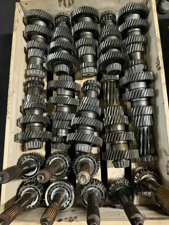 Scania R/P/G/GRS 895 nedre växellådsaxel OEM 1770209 image 4