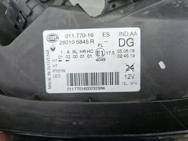 Oikea ajovalaisin Renault Kadjar 15-18 260105845R image 7