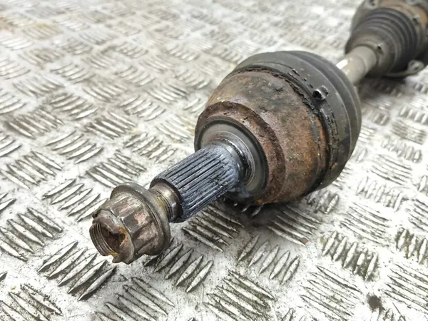 Audi Q7 4L 2006 Höger Främre Halvaxel image 4