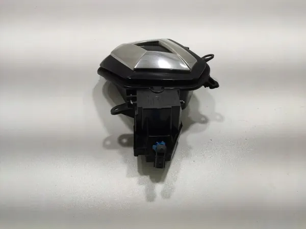 OEM 1119985X Tapa Conector Carga Renault Zoe I 2013-2019 image 5