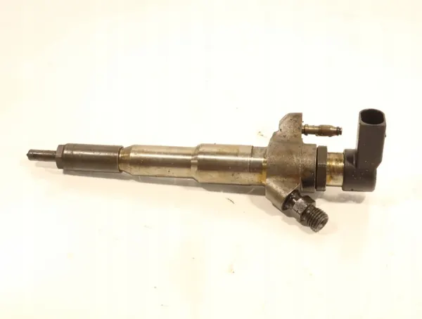 Renault OE 166000372R Injector Used image 5