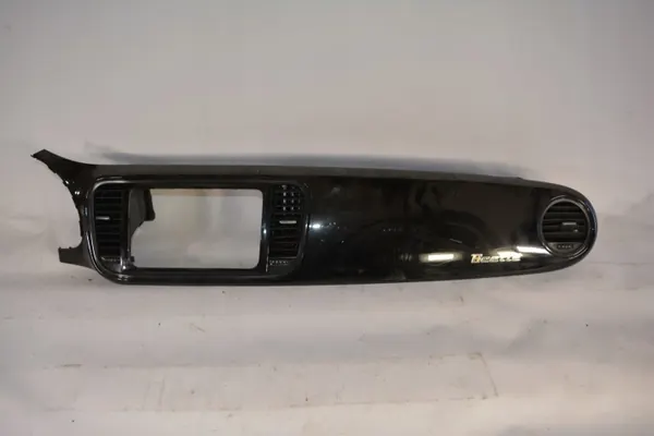 VW New Beetle Mittariston Koriste OEM 5C1858366 - Käytetty image 2