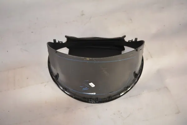 VW New Beetle Mittariston Koriste OEM 5C1858366 - Käytetty image 7