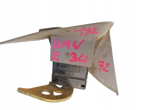 Bakre säkerhetsbältesspänne OEM 8126521 för BMW E34 image 2