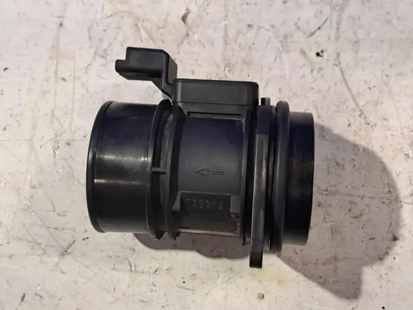 Luftmassenmesser Volvo V40 Estate 1.9L 2004 OEM 30887504 image 2