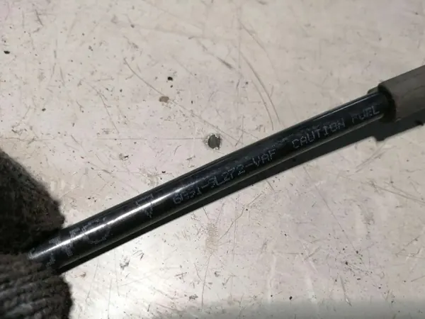 Conduto combustível OEM 6G919L272VAF Volvo XC60 2.4L image 3