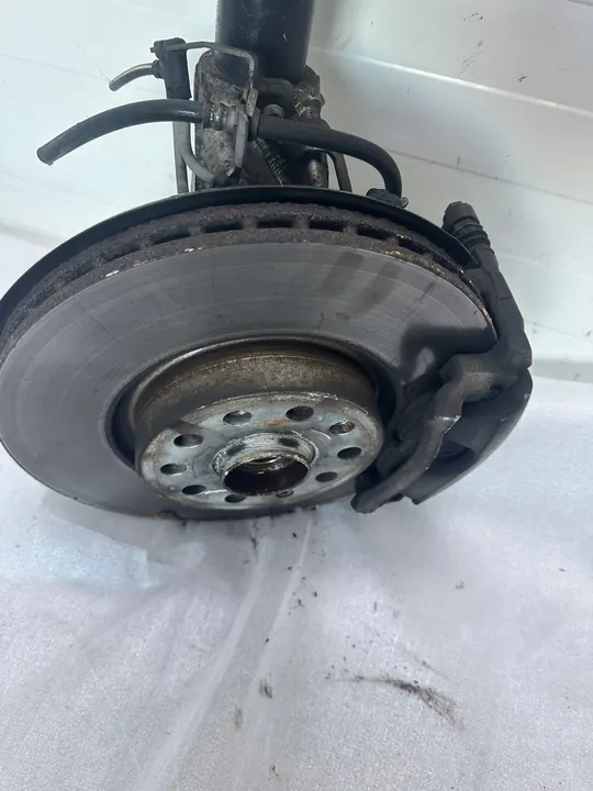 VW TIGUAN II 5N 2018 1.5 TSI Snodo Anteriore Destro 5Q0407258C image 2