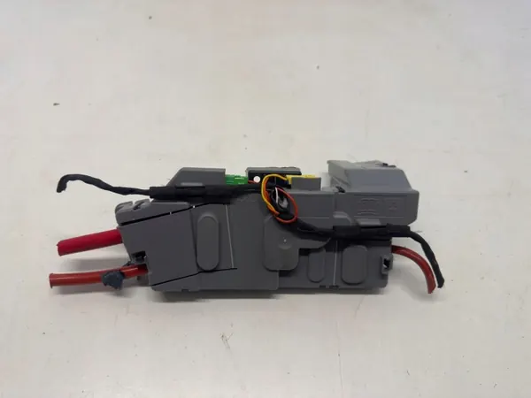 Volvo Akunapääte OEM KLEMA AKUMULATORA VOLVO XC60 II 23R image 2
