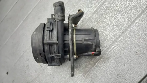 Pompe à air secondaire OEM 01 pour Opel Vectra B 1.6 image 3