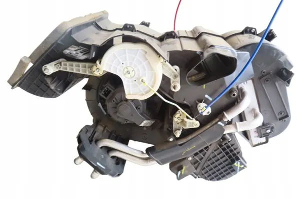 Lämmityslaite Ford Fiesta MK7 OEM C1B1-19B555-AB 2008-2017 image 3