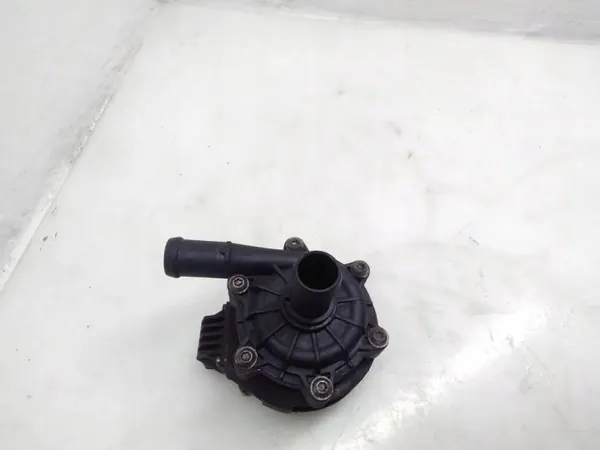Waterpomp OEM 32324007 voor Volvo XC40 Elektrisch image 5