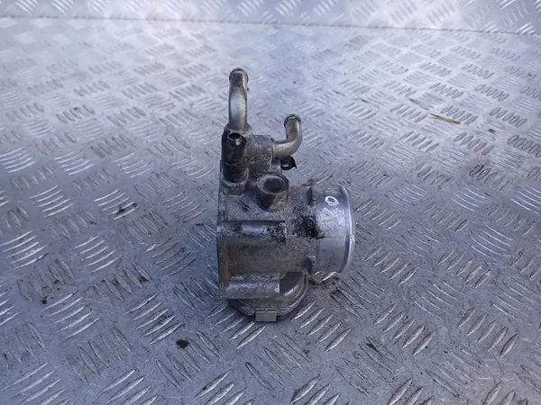 Hyundai i30 III 17- Drosselklappe 35100-03700 image 6